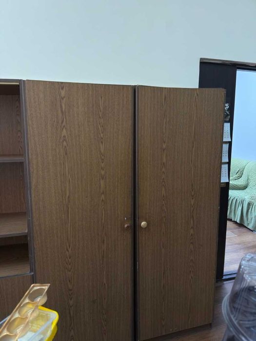 Yog‘och shkaf 4 ta