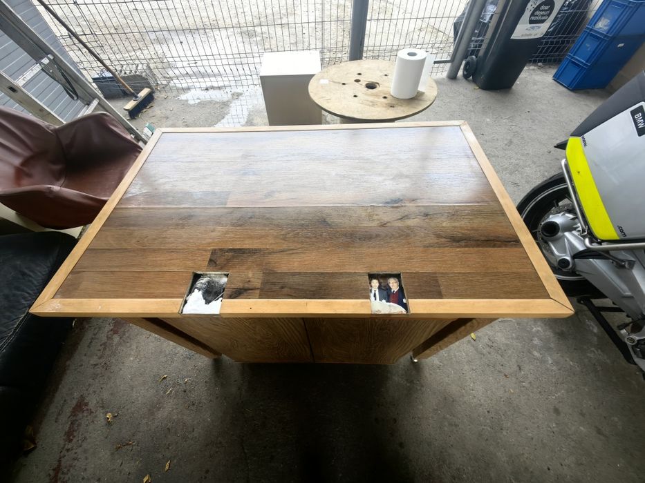 Masa de lucru pe role din lemn