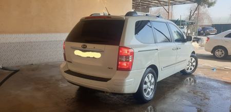 KIA Carnival 2008- yil