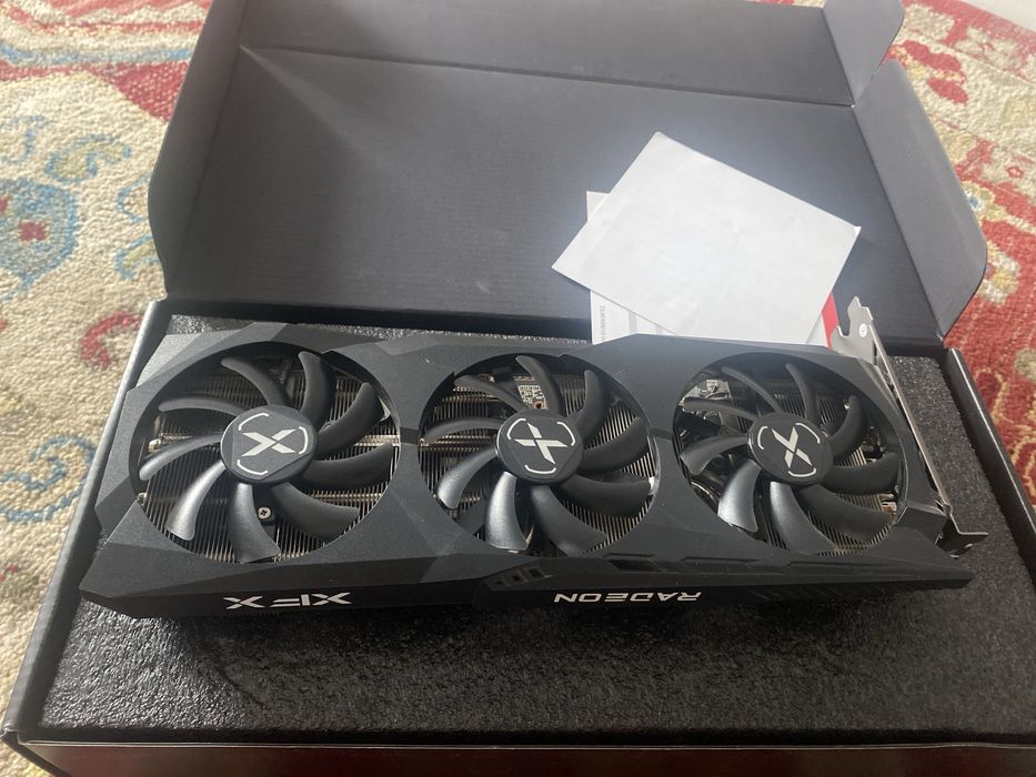 AMD Radeon RX 6700 XT 12GB