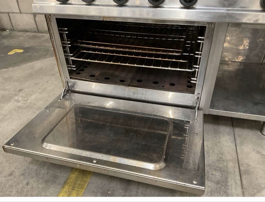 Aragaz profesional ELITE cu 6 arzatoare si cuptor