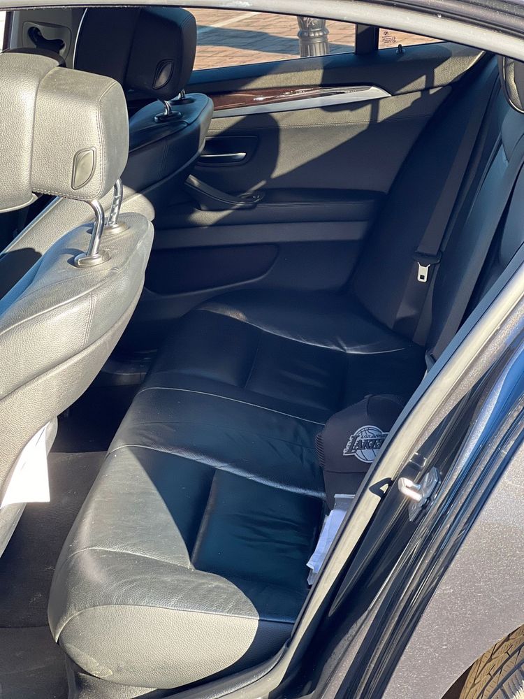 Vand/Schimb Bmw seria 5 f10 2011