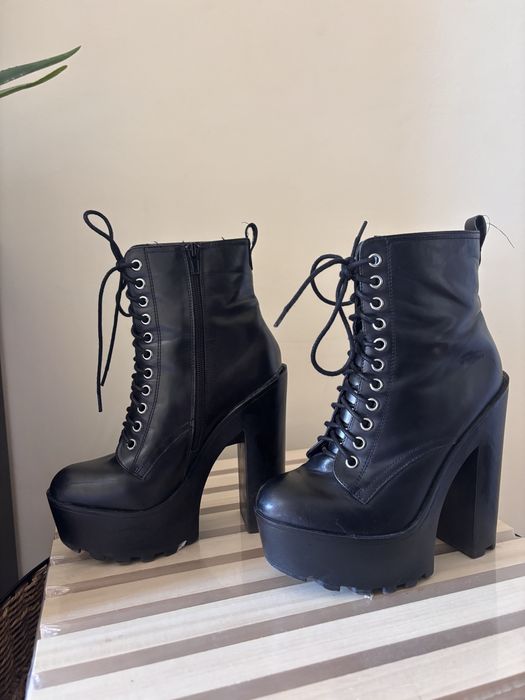 Боти на ток естествена кожа