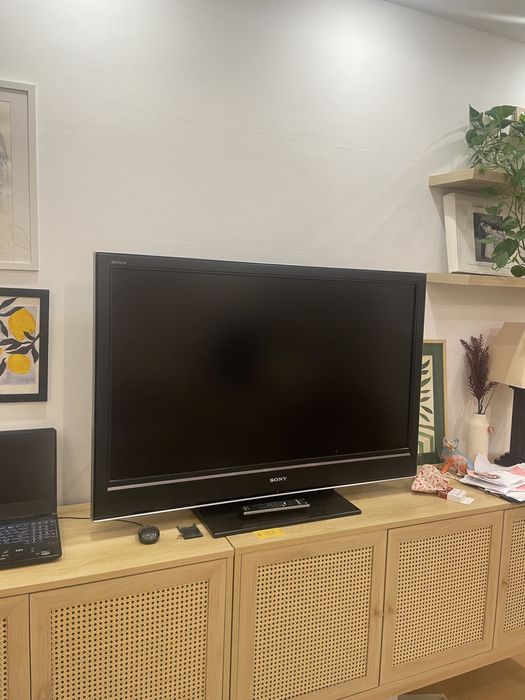 Televizor SONY diagonala 116cm