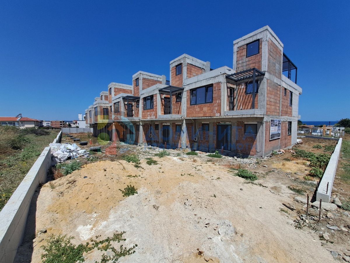Продава се Къща в с. Лозенец, Област Бургас - 186 кв.м за 1721 €/кв.м - Снимка #15