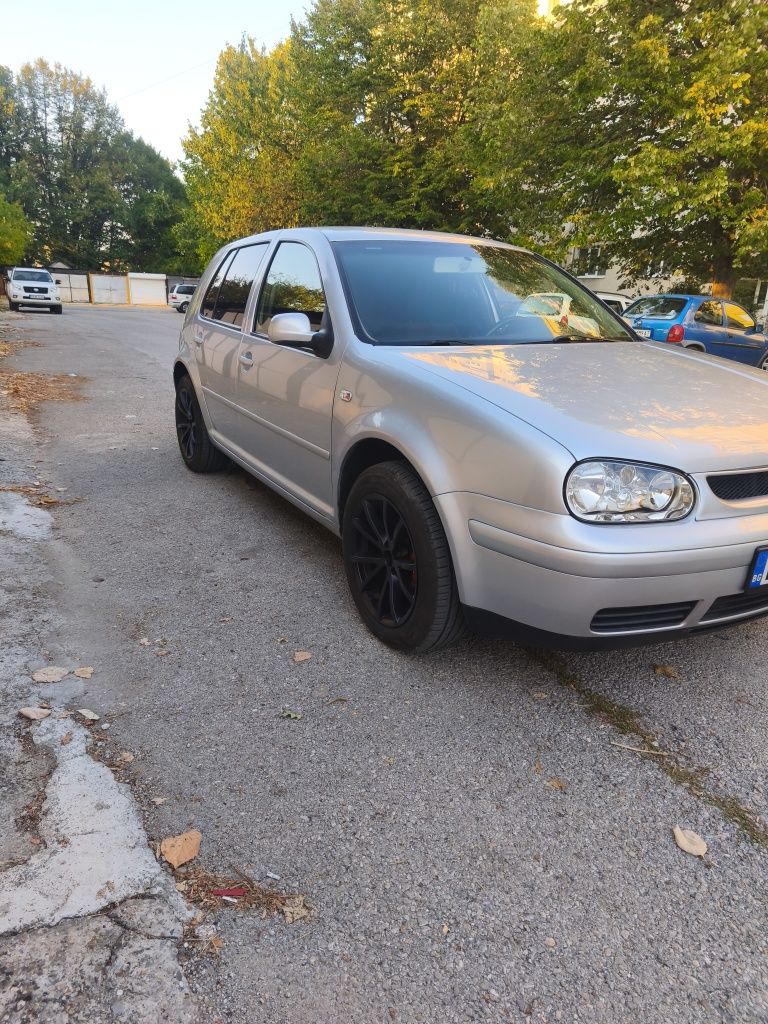 Голф 4 1.4 16v отличен