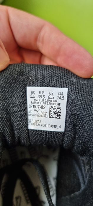 Vând adidasi Puma, mărimea 38,5