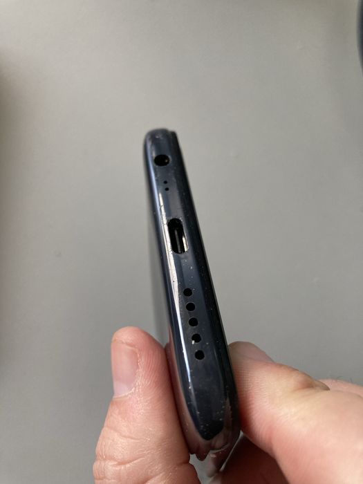 Xiaomi Redmi 8,отличен,за батерия