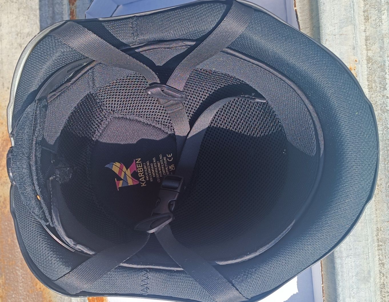 Продавам каска KARBEN Imelda Riding Hat размер S - XL