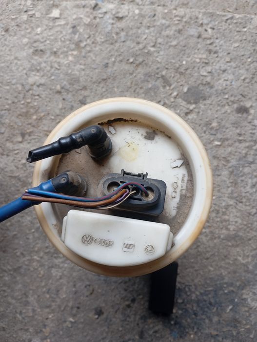 Бензинова помпа Audi A3 8l 1.8 125