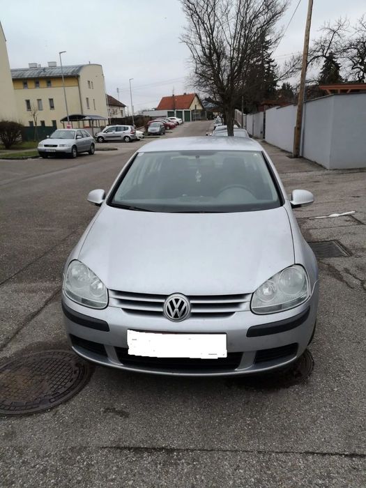 Volkswagen Golf VW Golf 5,diesel 1.9TDI,2005,argintiu metalizat,carlig detasabil