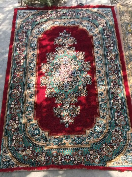 Продаются два новых ковра