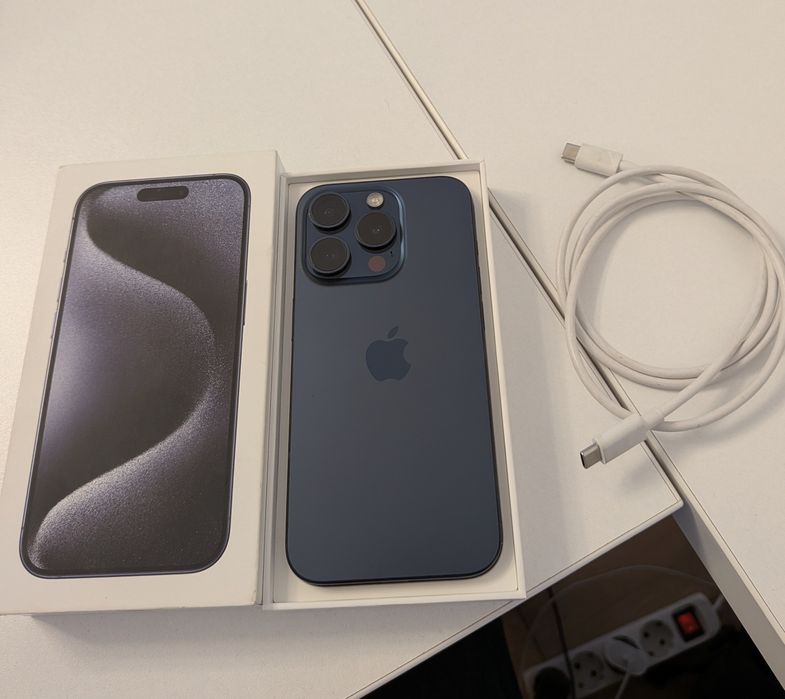 Iphone 15 Pro 256 GB schimb cutie liber rețea Blue titanium