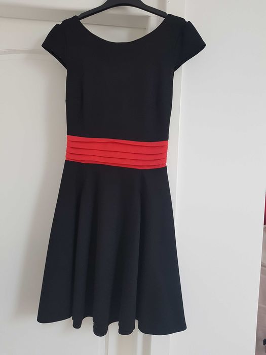 vand rochite de zi, o singura purtare