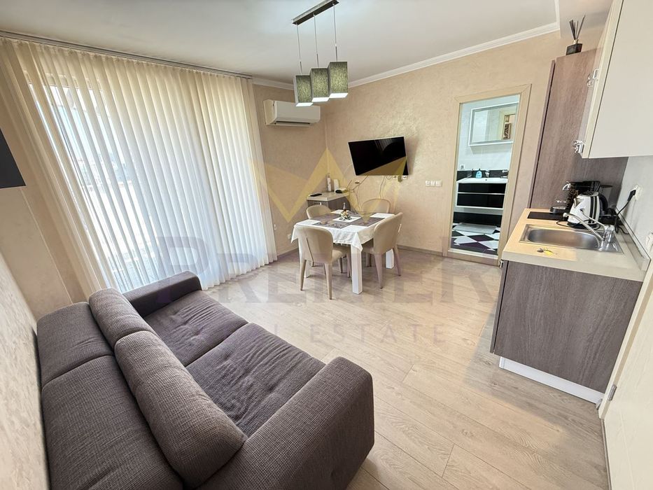 Продава се Двустаен апартамент в к.к. Слънчев бряг - 69 кв.м за 1421 €/кв.м - Снимка #1