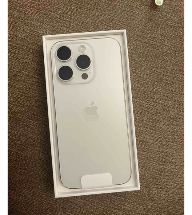 Айфон 15 pro в идеальном состоянии