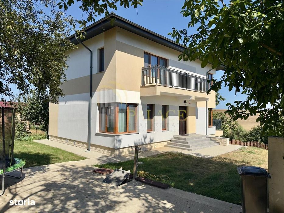 Vila individuala de vanzare, Dorobant, zona linistita si verde.