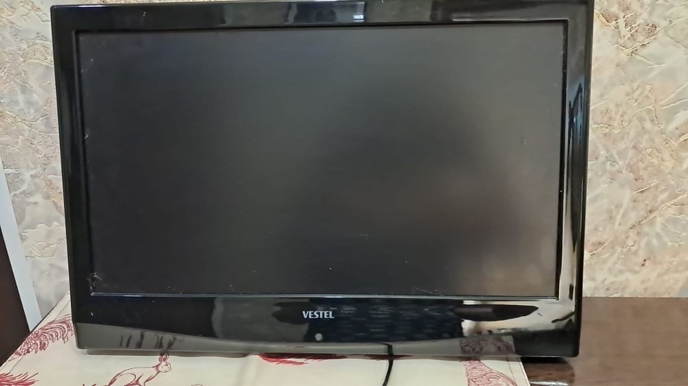 Телевизор Vestel LCD TV 19880