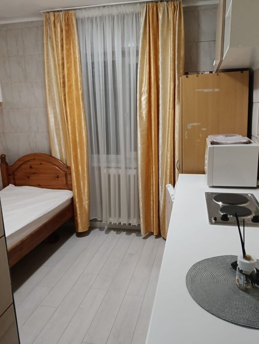 Of închiriez garsonieră confort 3 Str Lăcrimioarelor