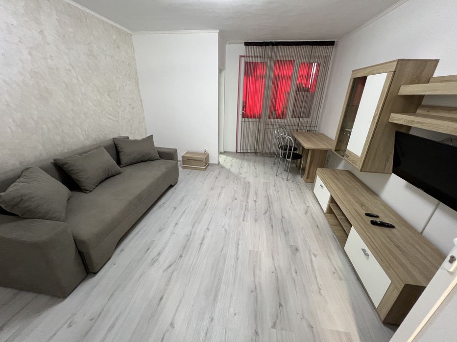 Garsoniera de inchiriat