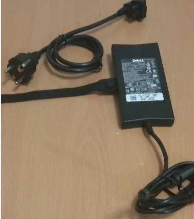 Alimentator Laptop DELL 19,5V 4,62Amperi,90W