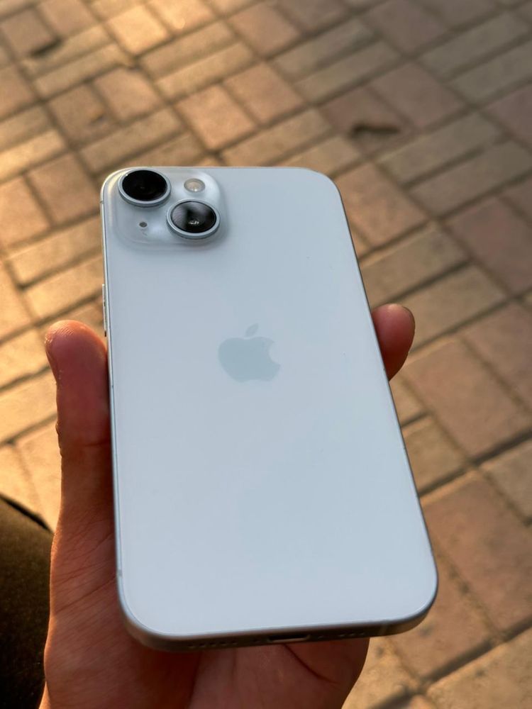 iphone 15 в хорошем сост.