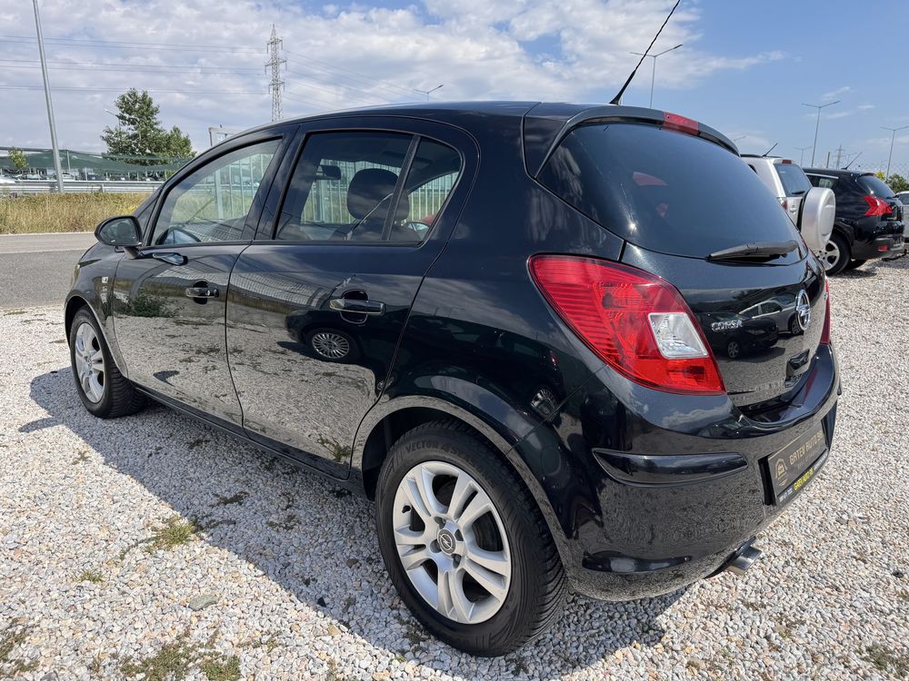 Opel Corsa 1.2 газ-бензин