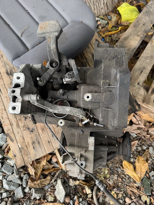 Скоростна кутия Голф 6 и 7 1.6 тди 6ск