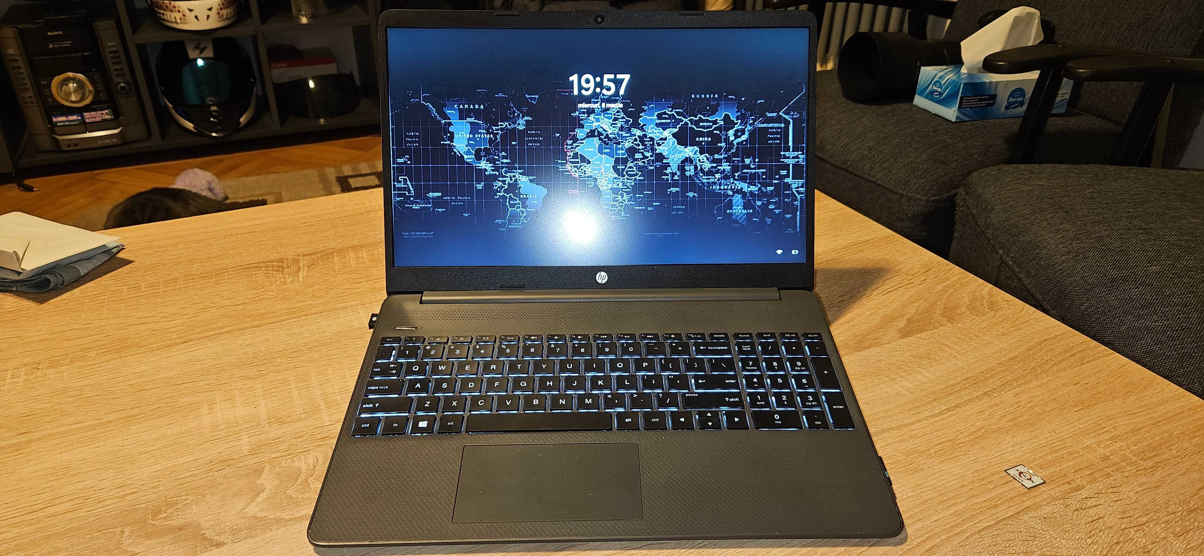 Vand laptop HP 15s-4001sl i7 1195G7 5GHz 32 ram Hynyx 512GB SSD