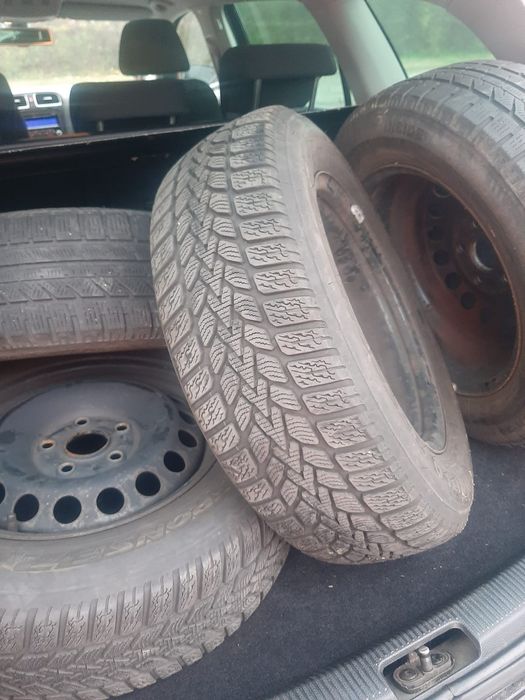 Golf 6 Automat  1.6 tdi  distribuție  nouă  anvelope  noi  vară  iarnă