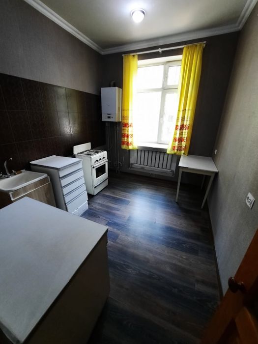 Продается 3-комнатная квартира