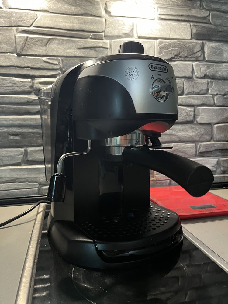 DeLonghi EC221B Espresso - Кафемашина ПОДАРЪК Еспресо чаша