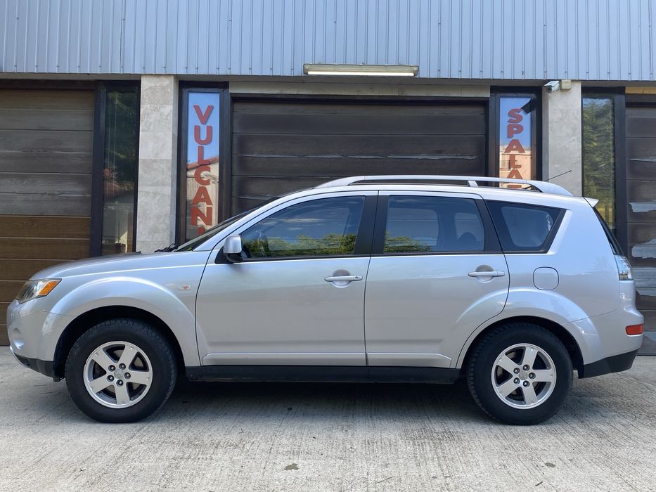 Vand Mitsubishi Outlander import Germania