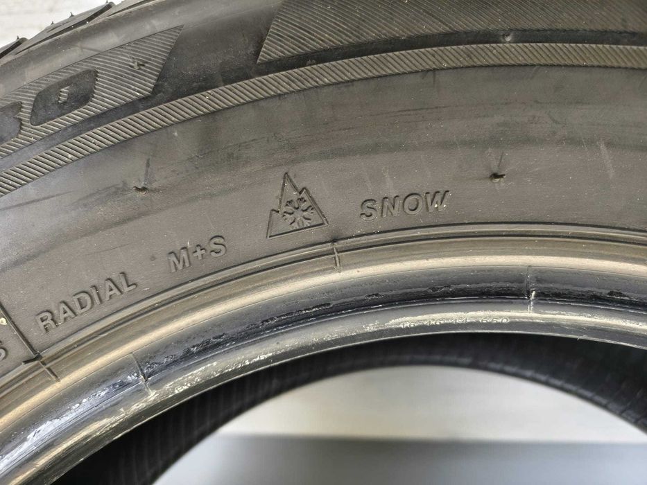 Anvelope 215/65 R16, iarna, Bridgestone, DOT 2017