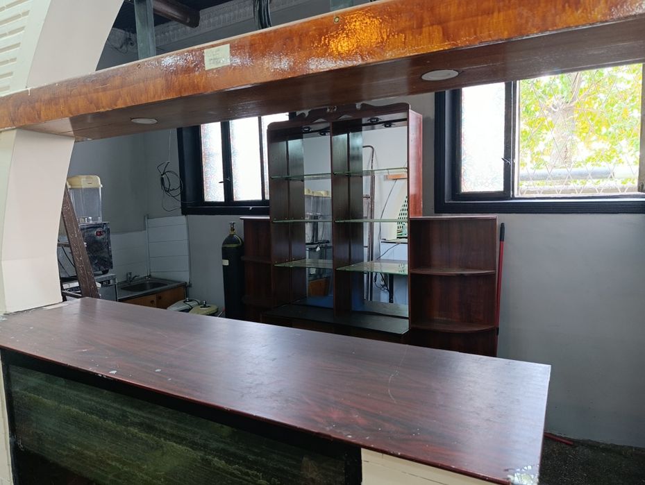 Сдается помещение 80м2 с оборудованием и мебелью под любой вид работы.