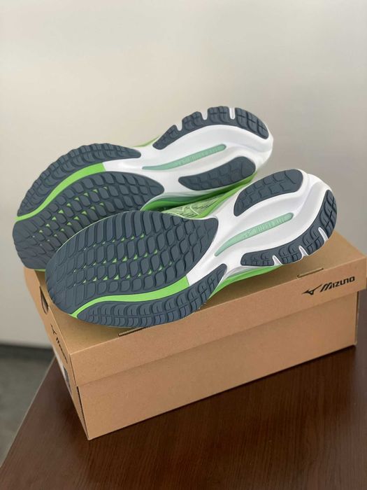 Mizuno Обувки за бягане Wave Rider 26, 42 EU