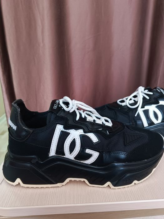 Кроссовки женские бу " Dolche $ Gabbana"Milano