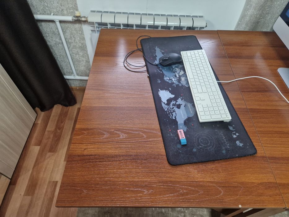 Продам стол раздвижной