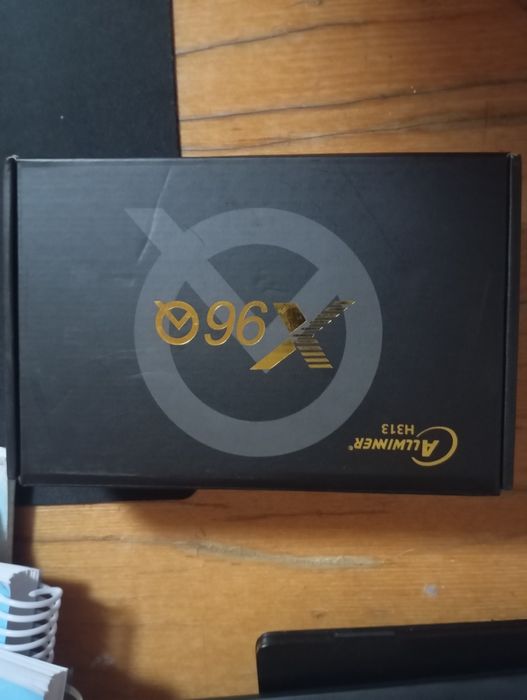 SMART box X96Q sotiladi