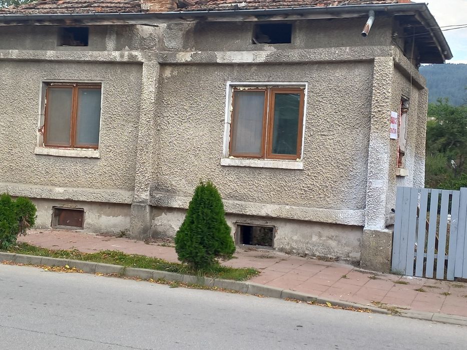 Продава се Къща в с. Дорково, Област Пазарджик - 60 кв.м за 94444445 €/кв.м - Снимка #4