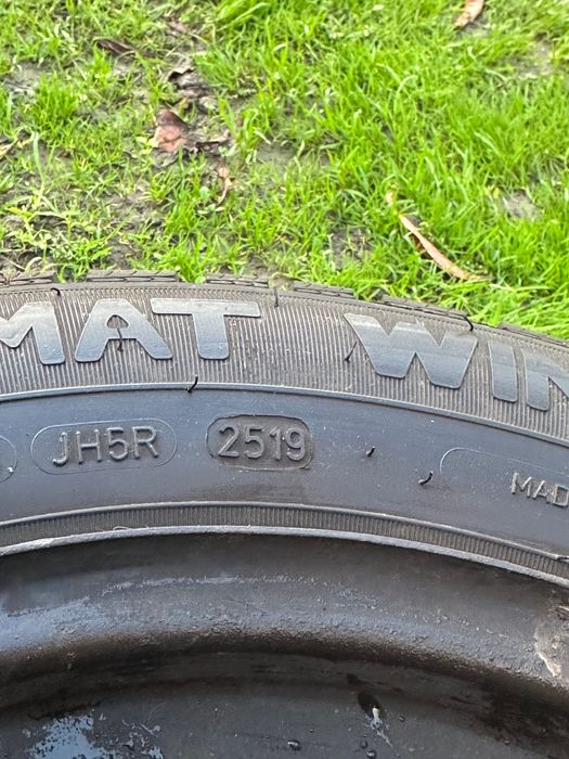 Зимни гуми DIPLOMAT