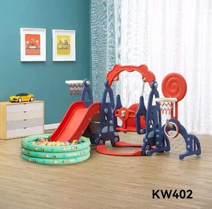 Продам игровой комплекс красный детский