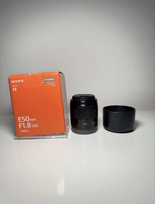 Obiectiv Sony E-mount 50mm F1.8