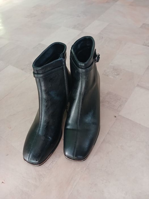 Продается Осенние сапоги