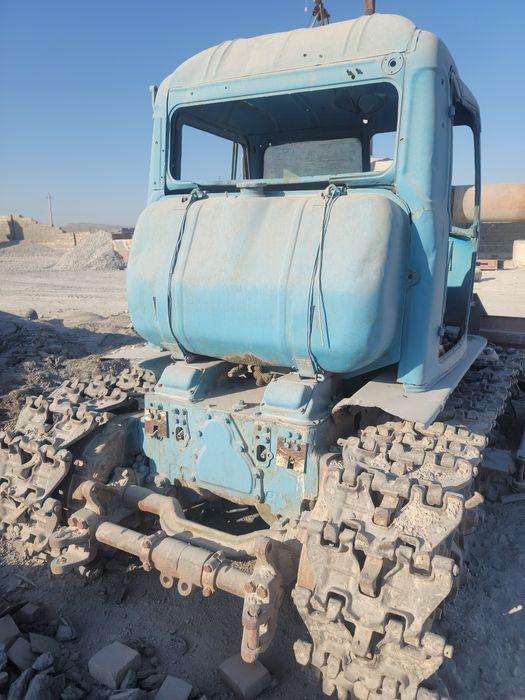 Buldozer sotiladi