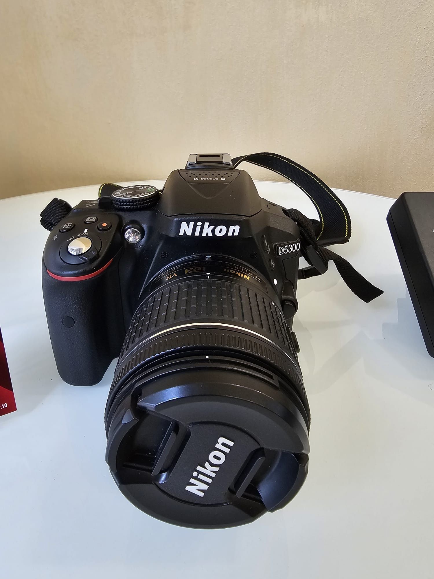 Nikon D5300 + obiectiv 18-55mm Amanet BKG