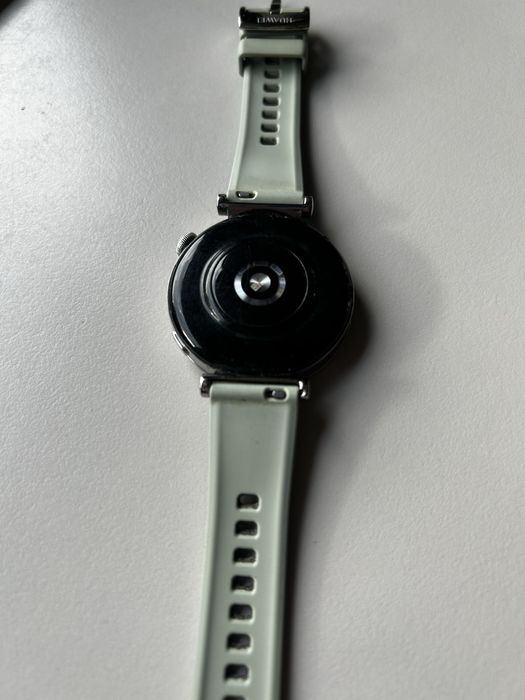 Смарт часовник HUAWEI GT 4 005