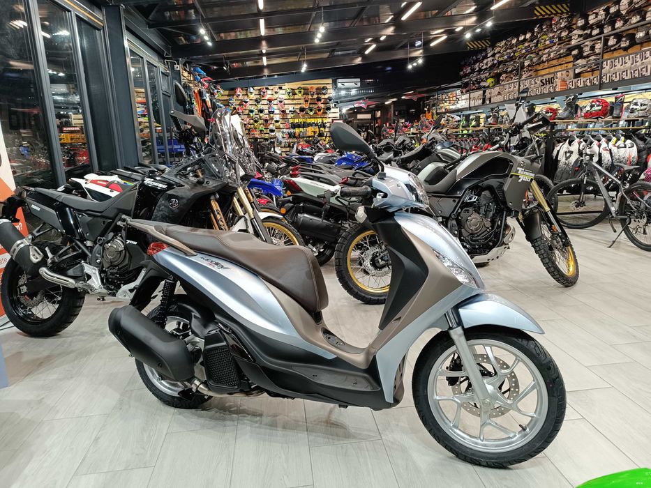 Piaggio Medley 125 ABS nou-se conduce cu B-stoc EST BIKE Campina