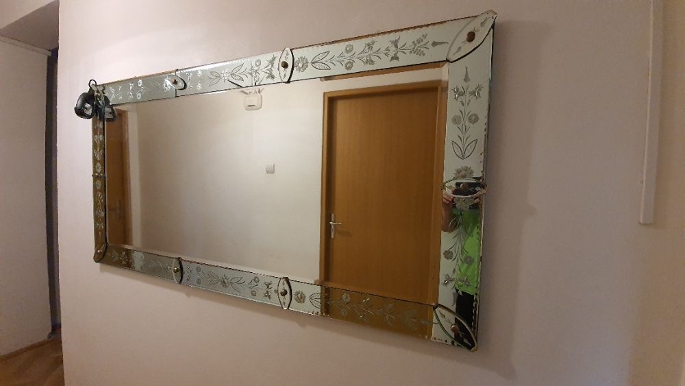 Oglindă deosebită de vânzare