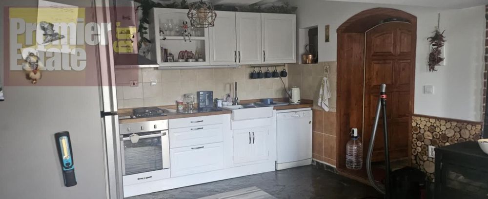 Продава се Къща в Пловдив, Кючук Париж - 145 кв.м за 1069 €/кв.м - Снимка #1